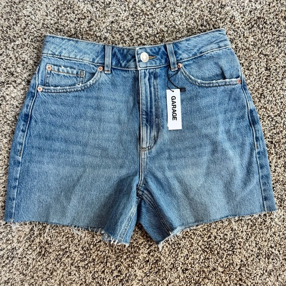 New Garage Street Wide Leg Shorts
